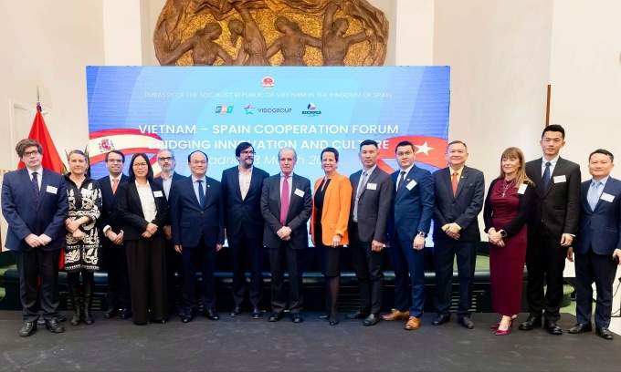 Vietnam-Spain forum explores cooperation in tourism, technology