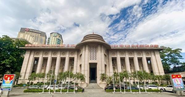 Lãi suất qua đêm vọt lên hơn 11%/năm, tỷ giá USD tăng mạnh, Ngân hàng Nhà nước tung gói hỗ trợ 91.000 tỷ