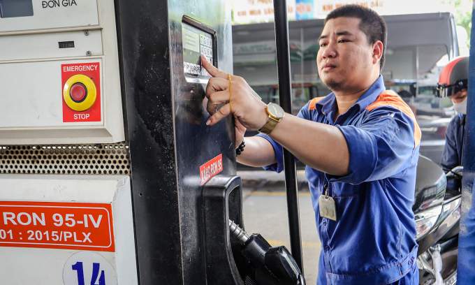 Diesel prices in Vietnam plunge to 4-week low