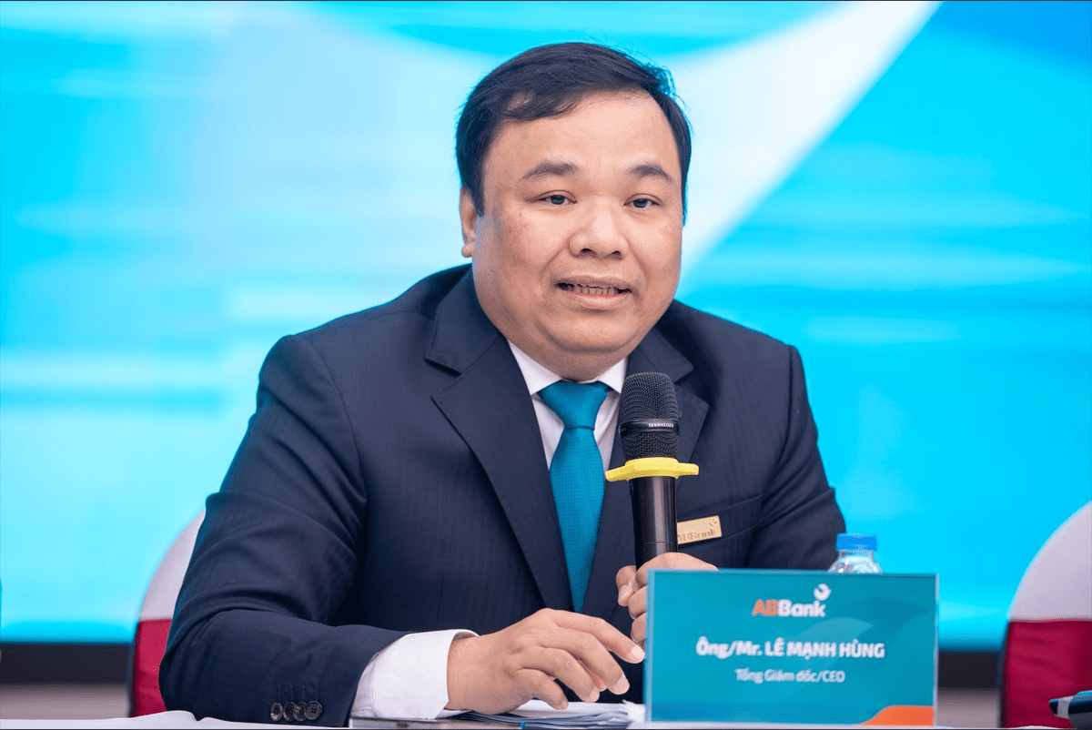 Chủ tịch đã sớm dặn tôi “tình hình sắp tới thị trường sẽ khát vốn, ai cầm vốn thì người đó nắm quyền chủ động”
