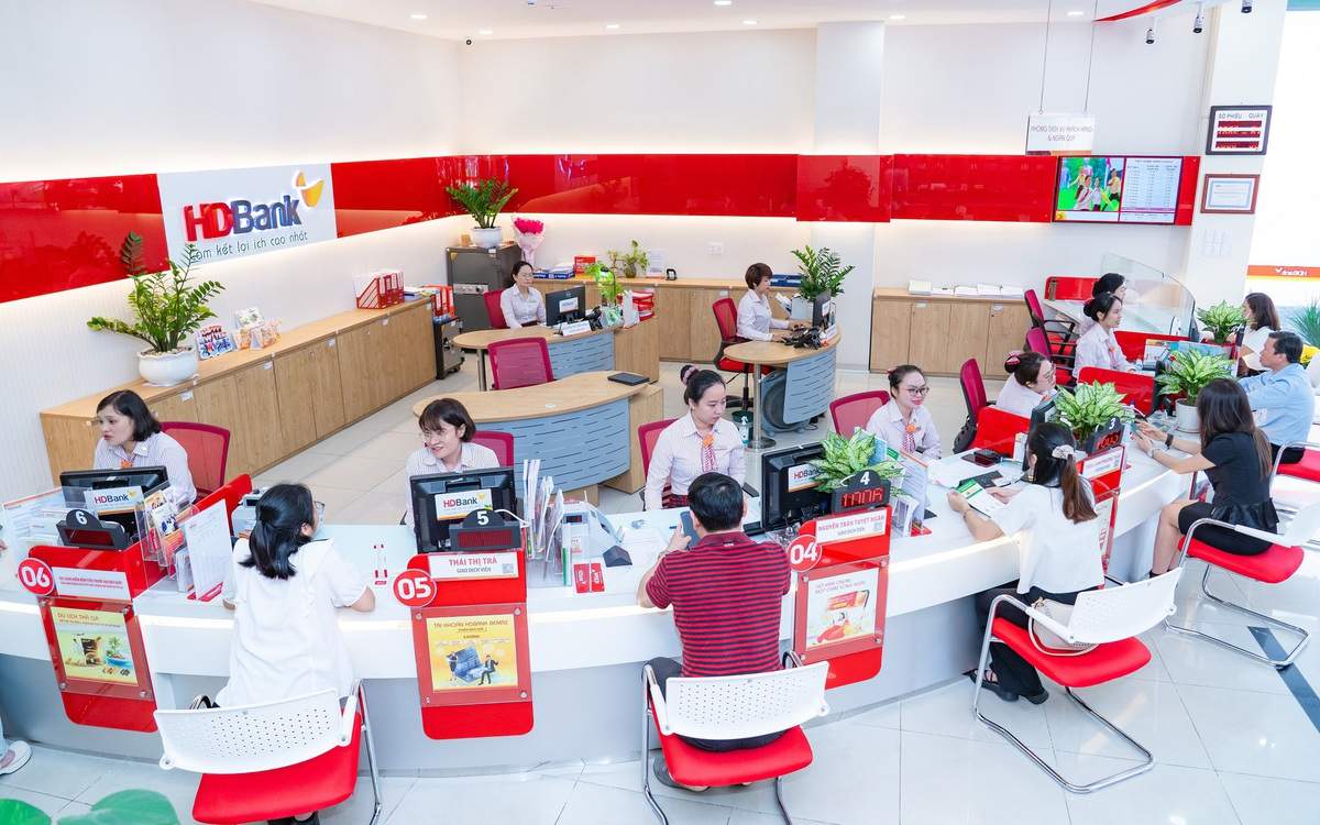 HDBank công bố tài liệu ĐHĐCĐ 2026: Lợi nhuận vượt 28.000 tỷ, ROE 25%, quy mô tiến sát 1,2 triệu tỷ