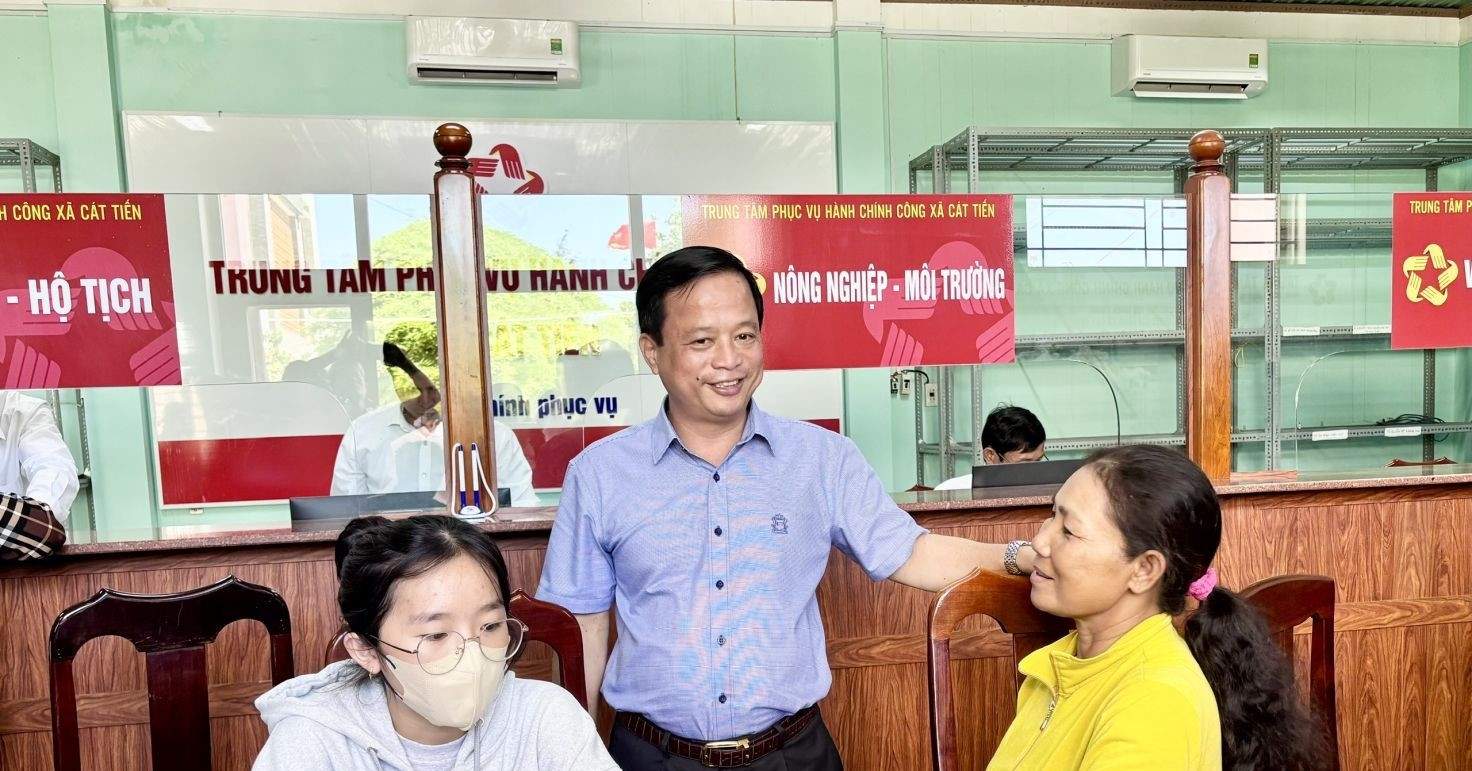 134/135 xã, phường đạt xuất sắc trong phục vụ người dân, doanh nghiệp