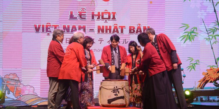 Đà Nẵng phê duyệt Kế hoạch xúc tiến hợp tác với Nhật Bản giai đoạn 2026-2030 1 Nhịp trống lễ hội Việt Nam-Nhật Bản tại Đà Nẵng.