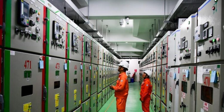Điện lực Hà Nội hoãn toàn bộ lịch cắt điện đến hết ngày 1/6 1 Điện lực Hà Nội hoãn toàn bộ lịch cắt điện đến hết ngày 1/6
