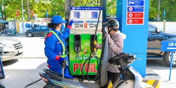Gần 1.000 Cửa hàng xăng dầu PVOIL đã sẵn sàng kinh doanh xăng E10