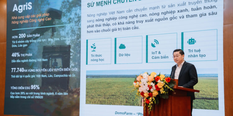 Ông Huỳnh Văn Pháp, AgriS chia sẻ tại diễn đàn.