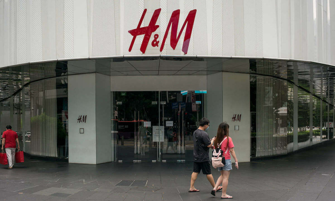 H&M cuts jobs in Singapore as Southeast Asia headquarters moves to Malaysia