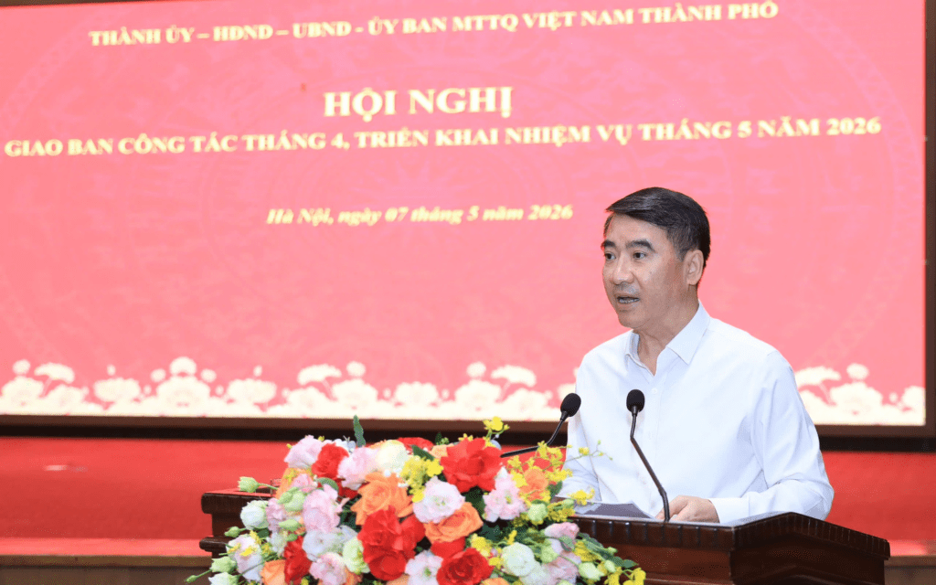 Hà Nội đẩy mạnh giải phóng mặt bằng, tăng tốc giải ngân vốn đầu tư công Phó Chủ tịch UBND TP. Hà Nội Nguyễn Xuân Lưu nhấn mạnh các nhiệm vụ nhằm thúc đẩy tiến độ giải ngân trên địa bàn thành phố.