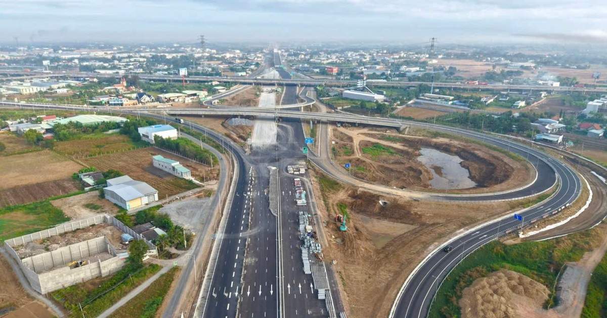 Hạ tầng dần định hình giá trị bất động sản Bến Lức