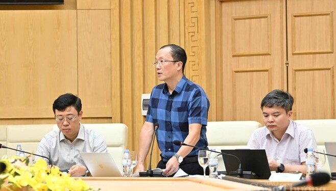 Hệ thống điện “căng mình” trước phụ tải tối và Siêu El Nino Hệ thống điện “căng mình” trước phụ tải tối và Siêu El Nino