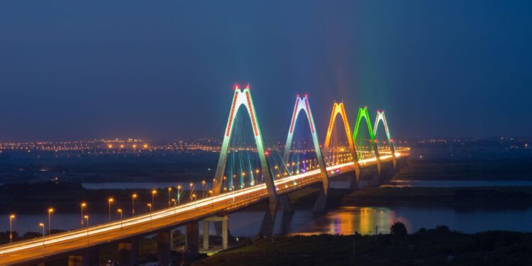 Khi hạ tầng tái định hình không gian Hà Nội 1 Quy hoạch mới cho thấy rõ nét vai trò của sông Hồng với Thủ đô. Ảnh minh hoạ cầu Nhật Tân.