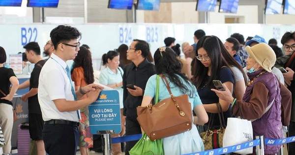 Nội Bài đón lượng khách kỷ lục ngày cuối kỳ nghỉ lễ 30-4, 1-5