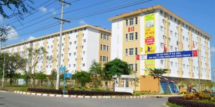 “Nới room” có chọn lọc cho 25 ngân hàng, tín dụng được dẫn vào nhà ở xã hội và khu công nghiệp