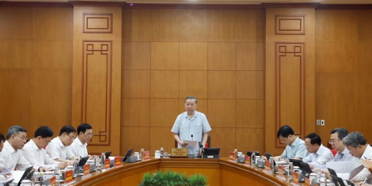 Phải xây dựng nền khoa học cơ bản hiện đại, tự chủ và có tầm nhìn dài hạn 1 Tổng Bí thư, Chủ tịch nước Tô Lâm phát biểu chỉ đạo. Ảnh: TTXVN