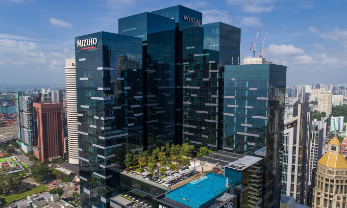 Singapore commercial real estate rebounds as mega deals keep dealmakers busy