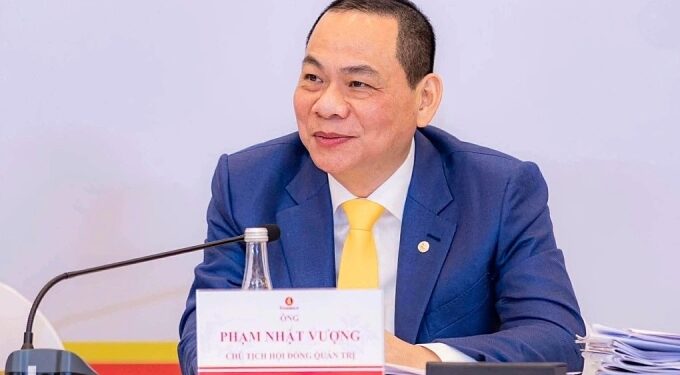 Southeast Asia’s richest man Pham Nhat Vuong starts new company with capital exceeding Vingroup’s