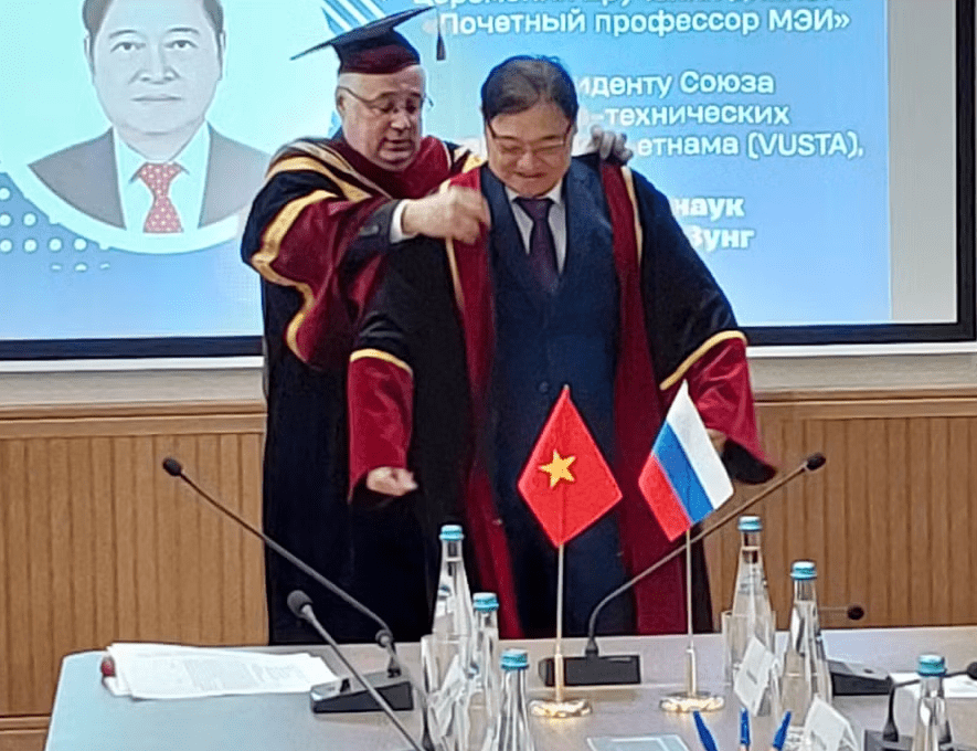 Việc Đại học MPEI phong Giáo sư cho TSKH Phan Xuân Dũng- Chủ tịch VUSTA góp phần thúc đẩy và làm sâu sắc hơn nữa mối quan hệ hợp tác giữa Việt Nam và Liên bang Nga nói chung cũng như MPEI và VUSTA nói riêng.