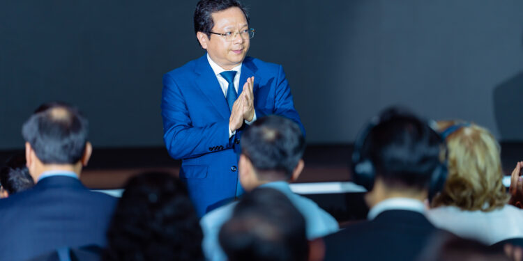 Phó Trưởng ban Chính sách, chiến lược Trung ương Nguyễn Đức Hiển tại Diễn đàn VCF. 