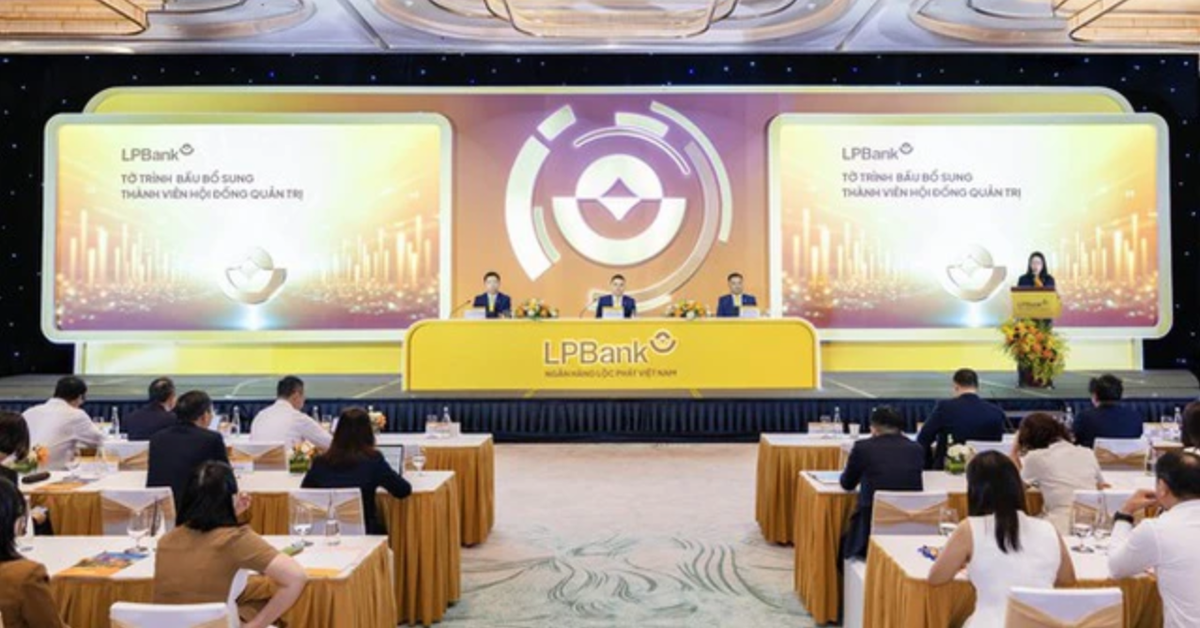 Vì sao LPBank lọt Top 10 Đại hội đồng cổ đông thường niên tiêu biểu 2026?