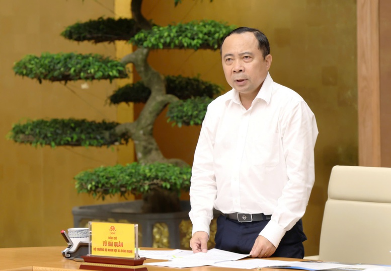 Yêu cầu tháo gỡ vướng mắc, thúc đẩy giải ngân vốn khoa học công nghệ 3 Bộ trưởng Bộ Khoa học và Công nghệ Vũ Hải Quân báo cáo tại Hội nghị - Ảnh: VGP