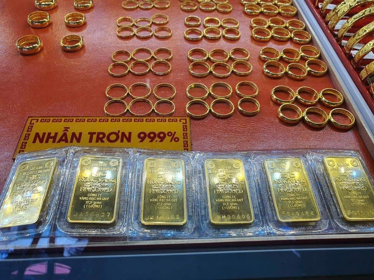 Tuần tới, giá vàng sẽ diễn biến thế nào sau khi giảm mạnh?