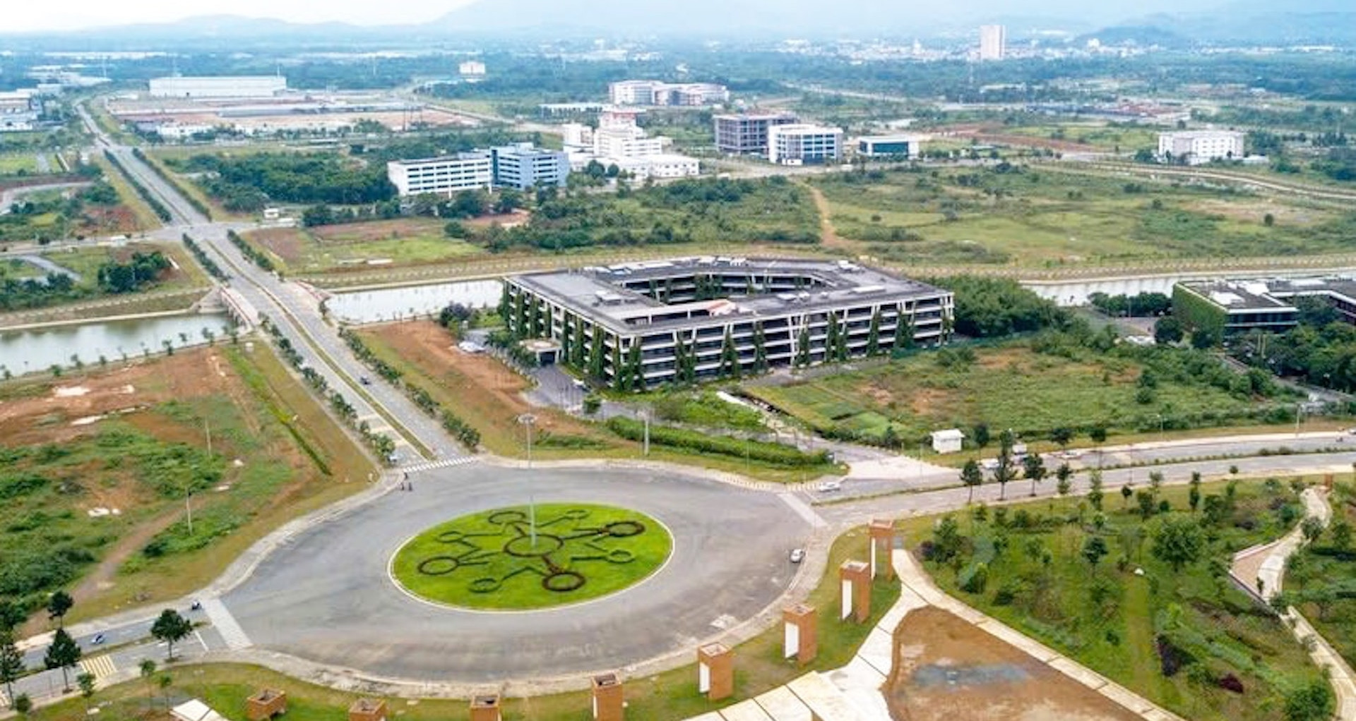 Đầu tư bất động sản Hòa Lạc cần lưu ý loạt khu vực Hà Nội sắp thu hồi đất 5 Đầu tư bất động sản Hòa Lạc cần lưu ý loạt khu vực Hà Nội sắp thu hồi đất