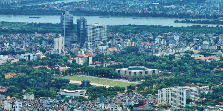 Sắp thu hồi 1ha đất vàng ở Ba Đình; Hà Nội tính tăng tiền đền bù khi thu hồi đất