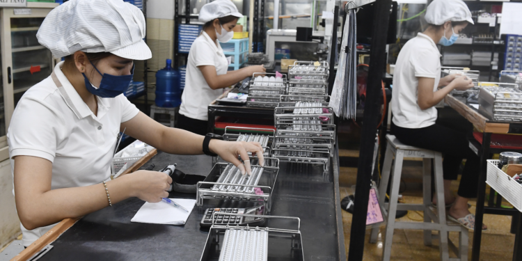 DN chi hơn 88 tỷ USD nhập nhóm hàng quan trọng, cao hơn xuất khẩu 32 tỷ USD DN chi hơn 88 tỷ USD nhập nhóm hàng quan trọng, cao hơn xuất khẩu 32 tỷ USD