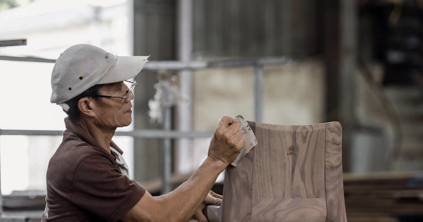 Dấu ấn khó tin của đồ gỗ Việt trong gian bếp gia đình Mỹ Dấu ấn khó tin của đồ gỗ Việt trong gian bếp gia đình Mỹ