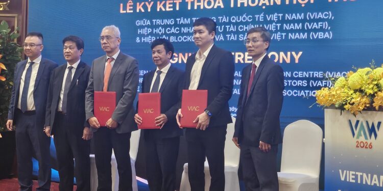 Hội đồng Chuyên gia Tranh chấp FinTech  Kinh tế số VIAC ra mắt tại TP.Hồ Chí Minh