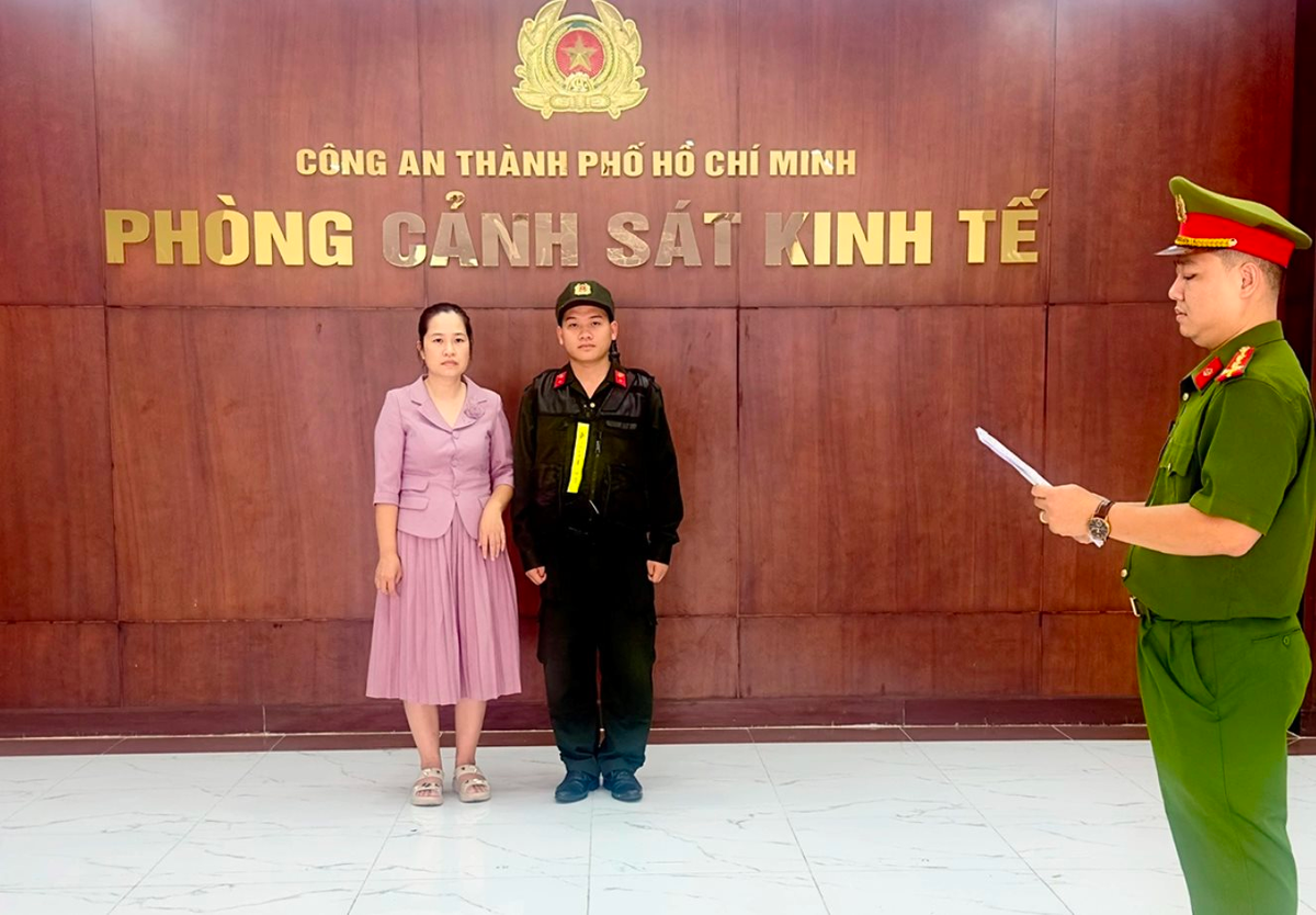 Khởi tố chủ thương hiệu áo dài có tiếng tại TP HCM vì dùng AI