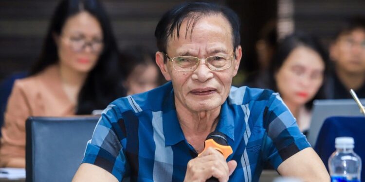 Một bộ phận tiền gửi người dân đang dịch chuyển khỏi hệ thống ngân hàng do lãi suất thấp, siết chặt quản lý thuế và kê khai tài sản