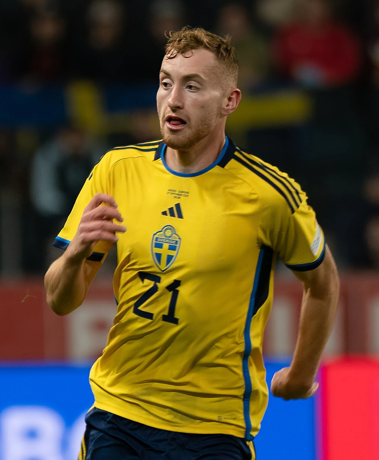 Dejan Kulusevski in Sweden kit during a Nations League match