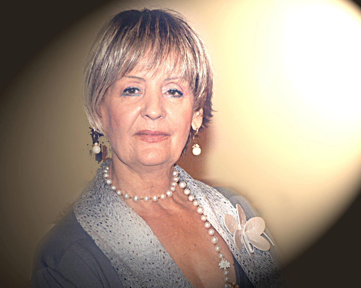 Portrait photo of Serbian folk singer Lepa Lukić
