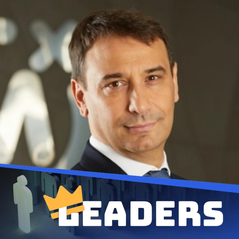 Portrait photo of Dejan Cirović