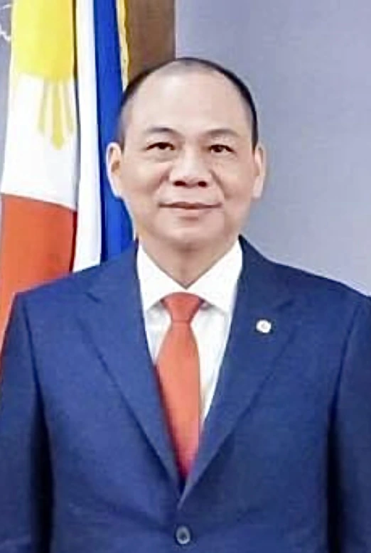 Portrait photo of Pham Nhat Vuong, Vietnamese billionaire and Vingroup chairman