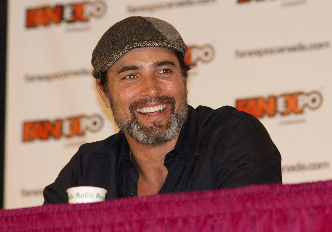 Victor Webster smiling at a FanExpo event