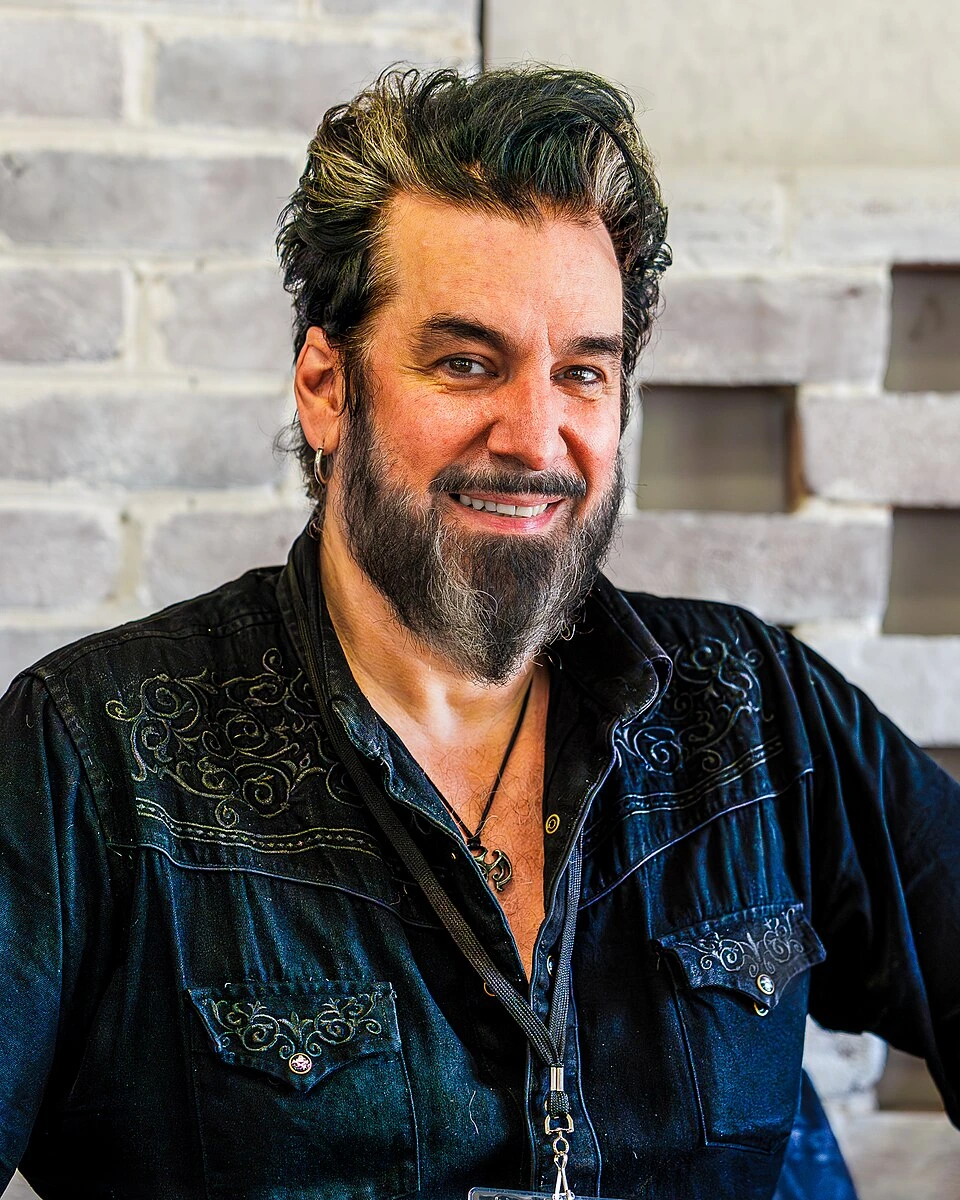 Aurelio Voltaire Net Worth: Estimate, Sources, and How to Verify