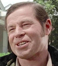 Charles Cyphers in Halloween (1978)