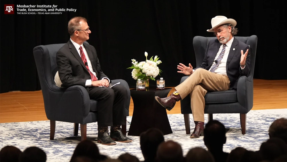 Buc-ee’s Owner Net Worth, Wife, Age and How It’s Estimated