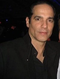 Photo of Yul Vázquez Cuban-American actor and musician