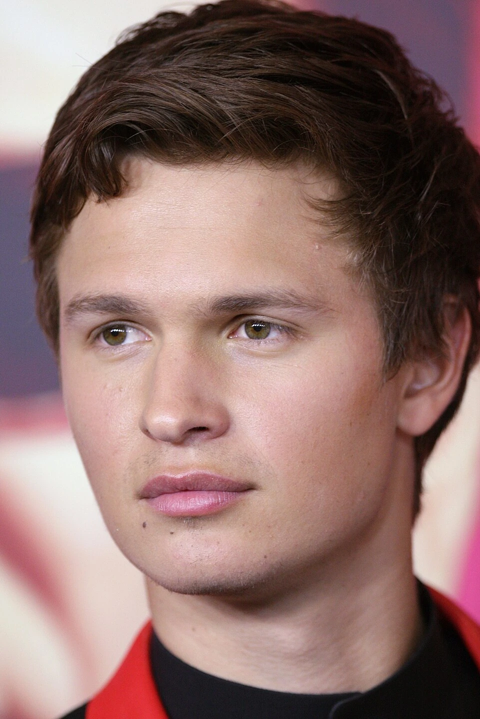 Augustus Net Worth: Current Estimate, Sources, and How It’s Calculated