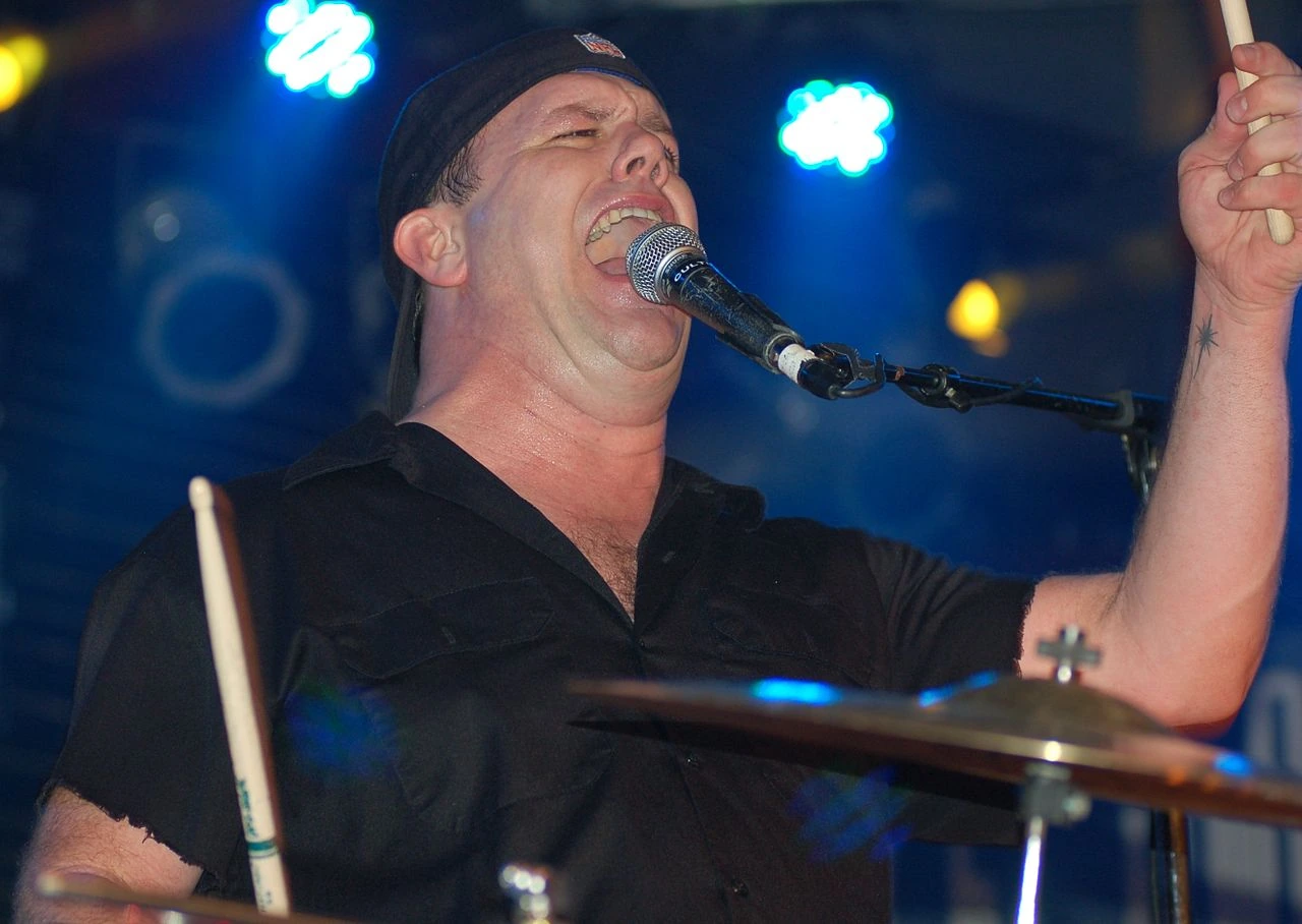 Cowboy Mouth Net Worth 2026: Band Wealth Estimate Explained