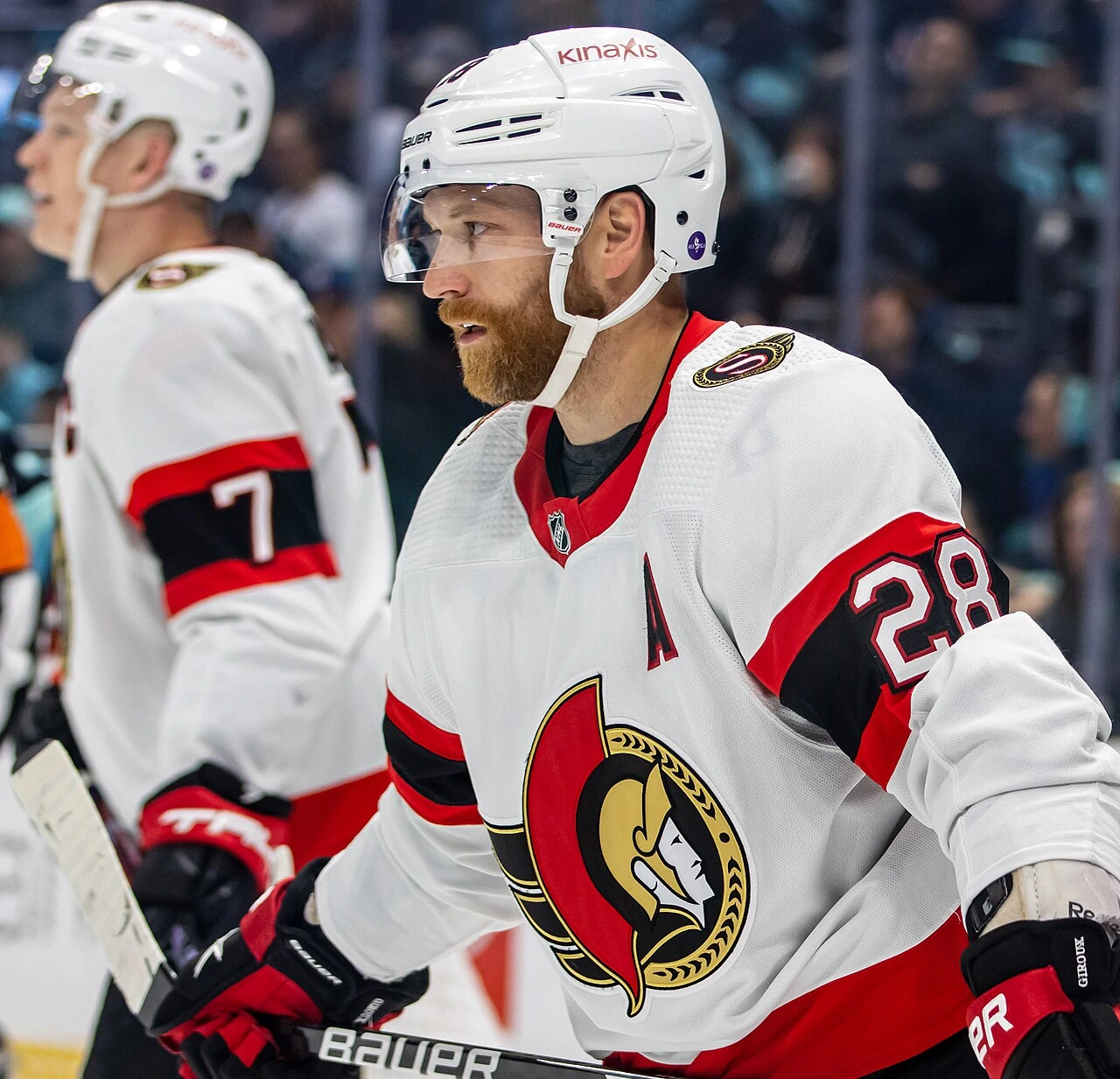 Claude Giroux in an Ottawa Senators uniform during an NHL game.