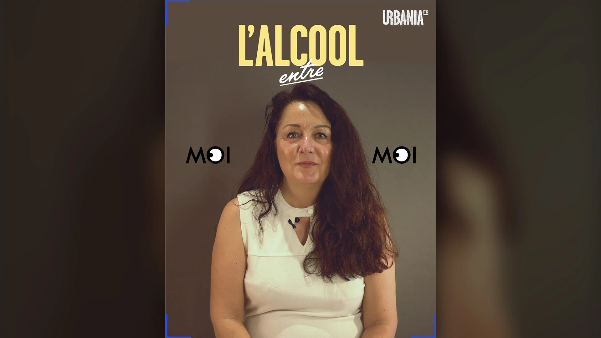 Portrait vidéo en plan serré d’une femme devant un fond uni, avec le logo Urbania et le titre « L’alcool entre moi et mo