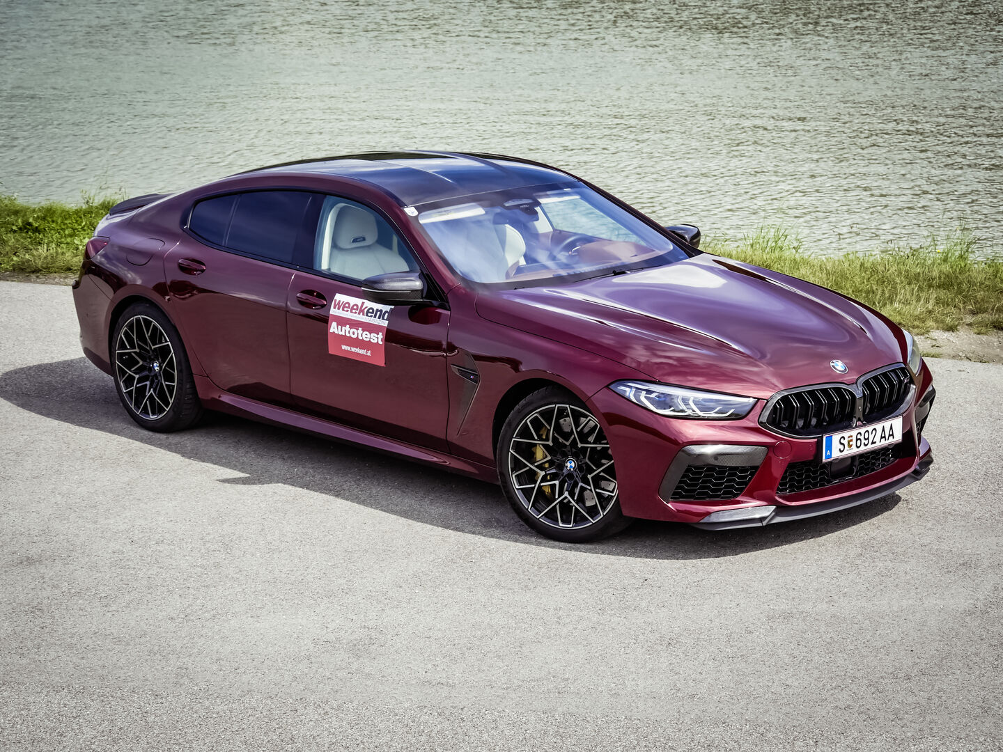 M-Kiemen, Heckspoiler, ­Carbonteile und groß gewachsene Bremsscheiben: Letztere sind durchaus empfehlenswert bei 625 PS.