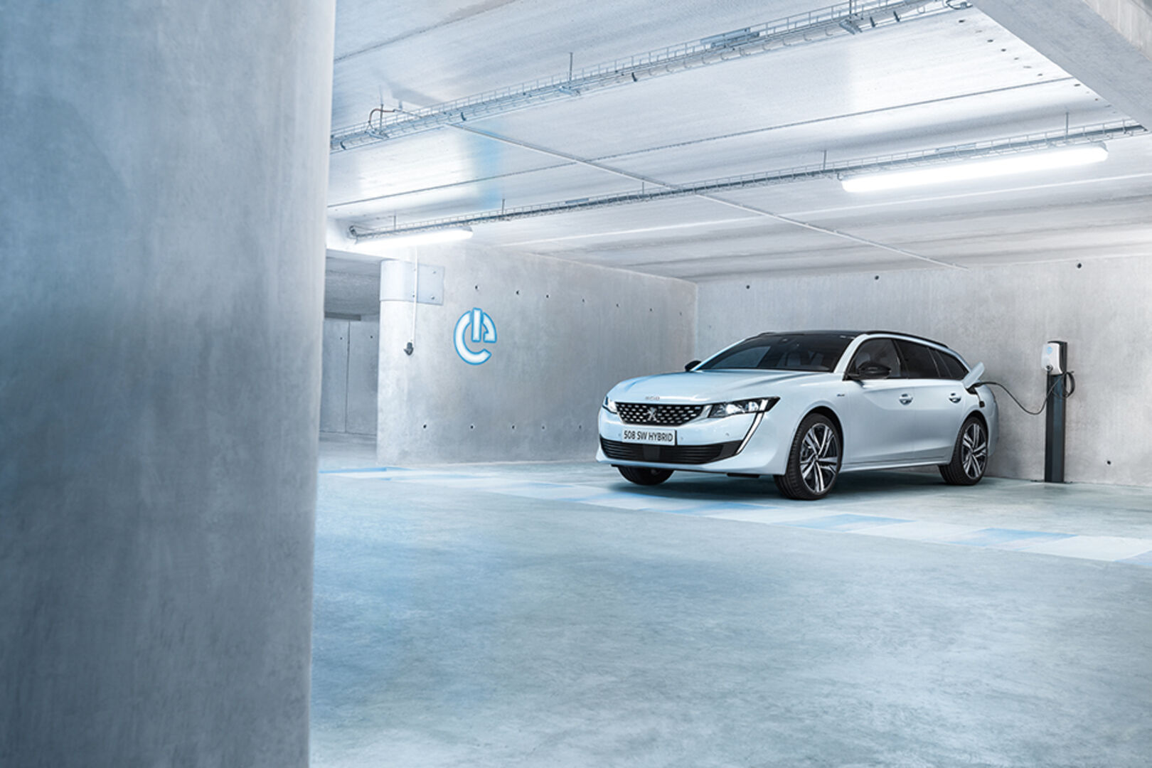 Peugeot 508SW Hybrid