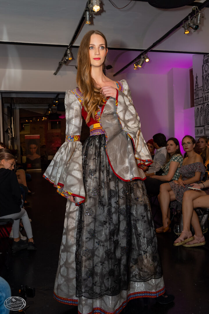 Großer Modeabend in Wien | Credit: 1st Place Models/ Albert Stern