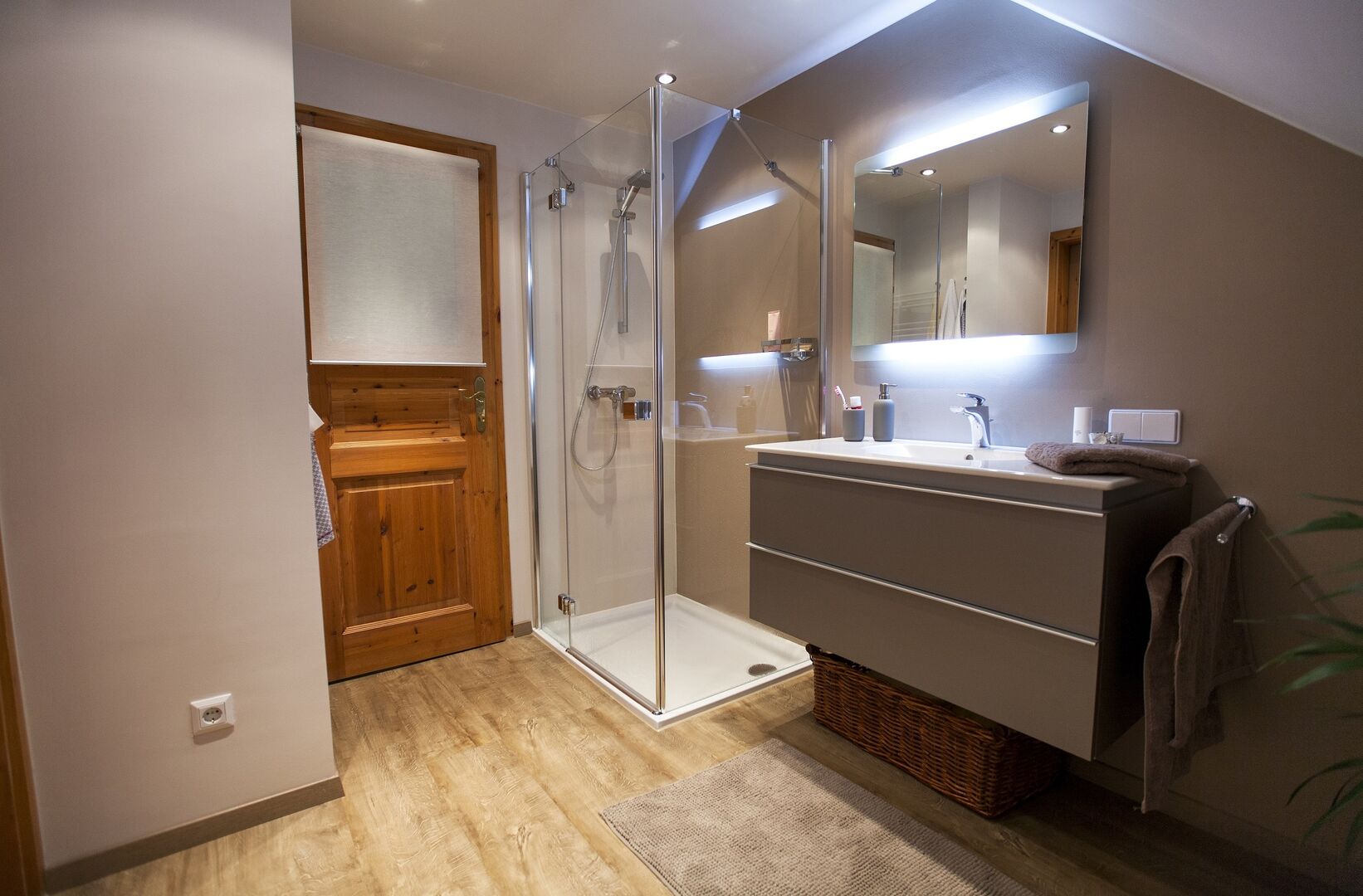 Schnell &amp; einfach zu einem neuen Badezimmer | Credit: bazuba