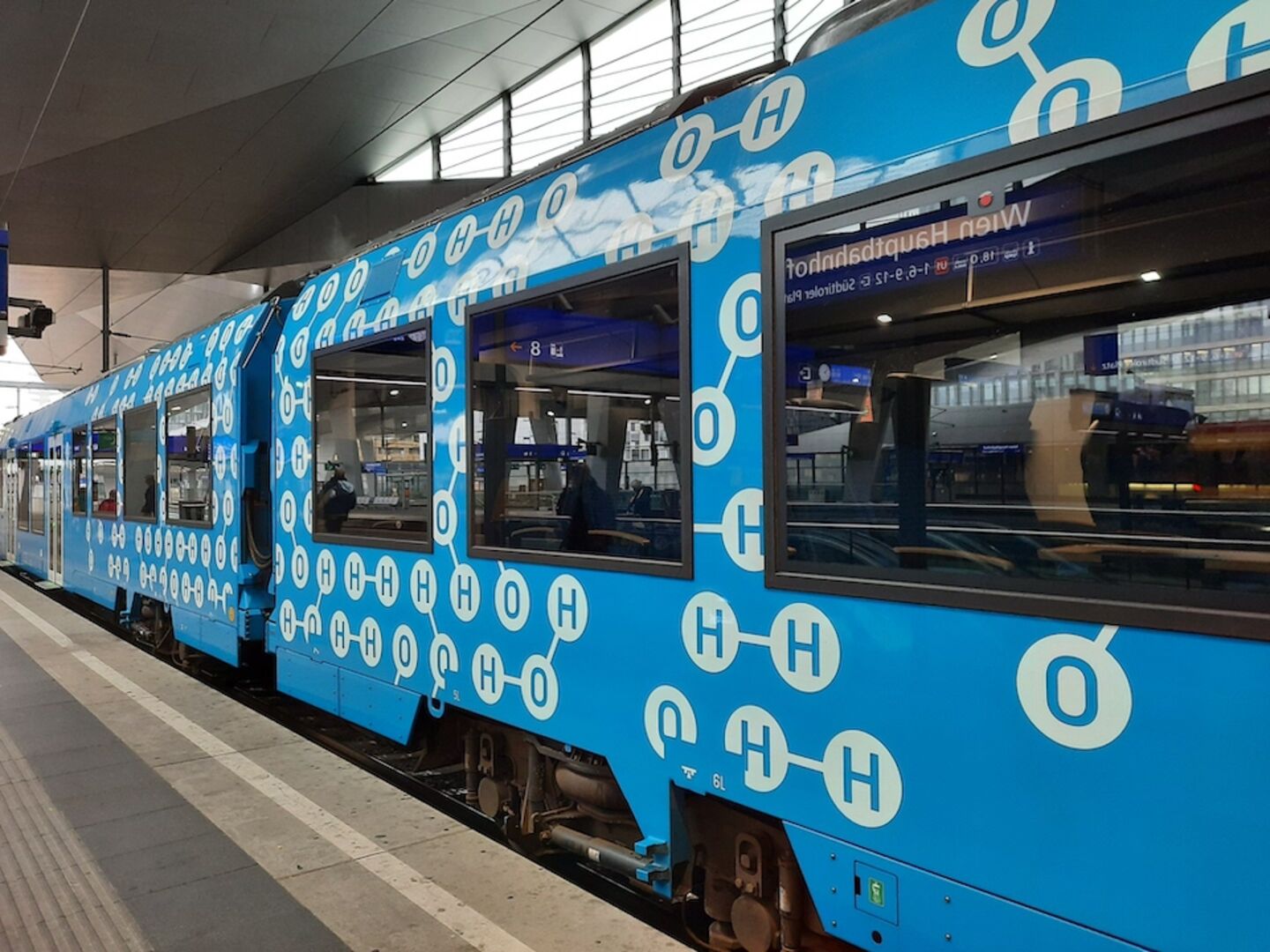 Alstom_Coradia_Wasserstoff-Zug